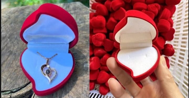 Collar Corazón te amo en 100 idiomas